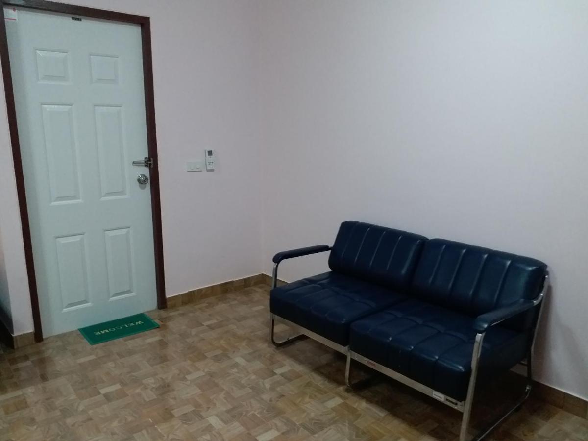 Baan Hin Sai Suay Otel Nong Sarai Dış mekan fotoğraf