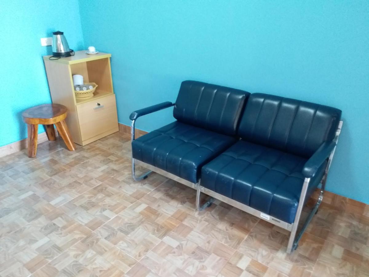 Baan Hin Sai Suay Otel Nong Sarai Dış mekan fotoğraf