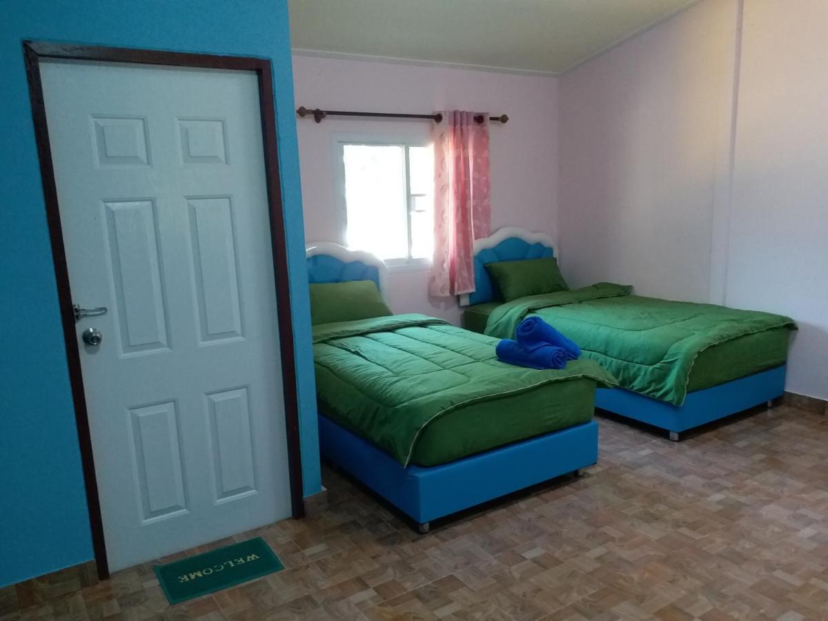 Baan Hin Sai Suay Otel Nong Sarai Dış mekan fotoğraf
