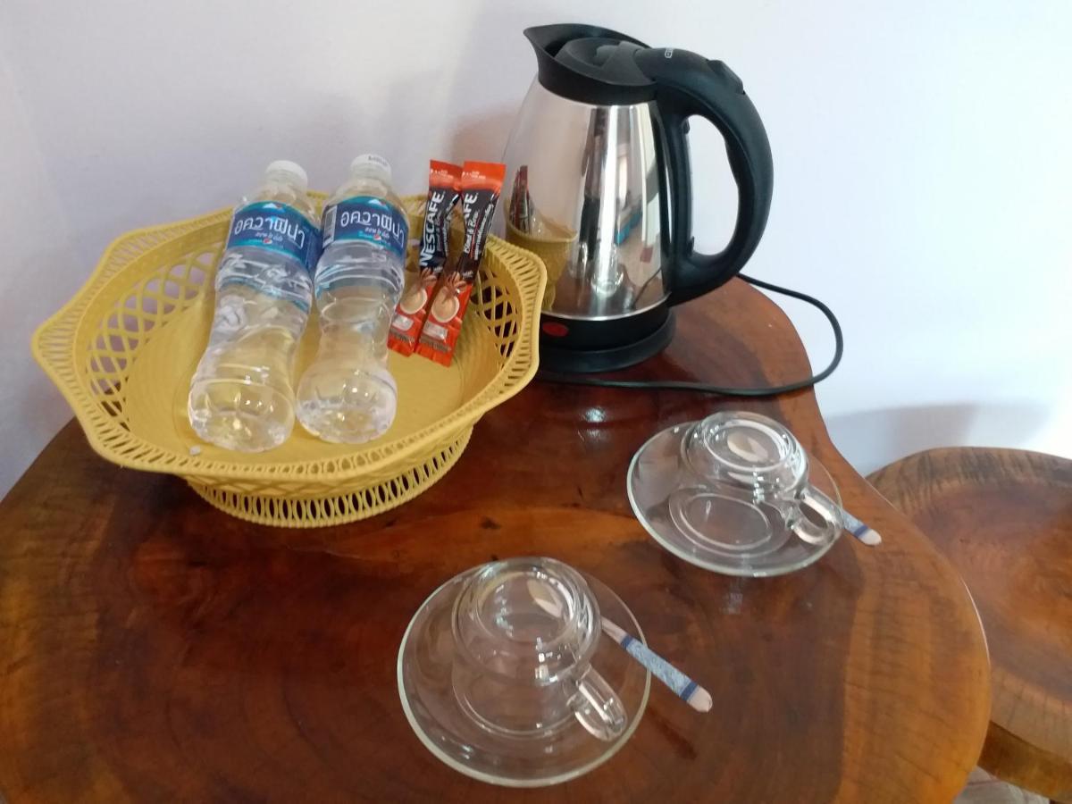 Baan Hin Sai Suay Otel Nong Sarai Dış mekan fotoğraf