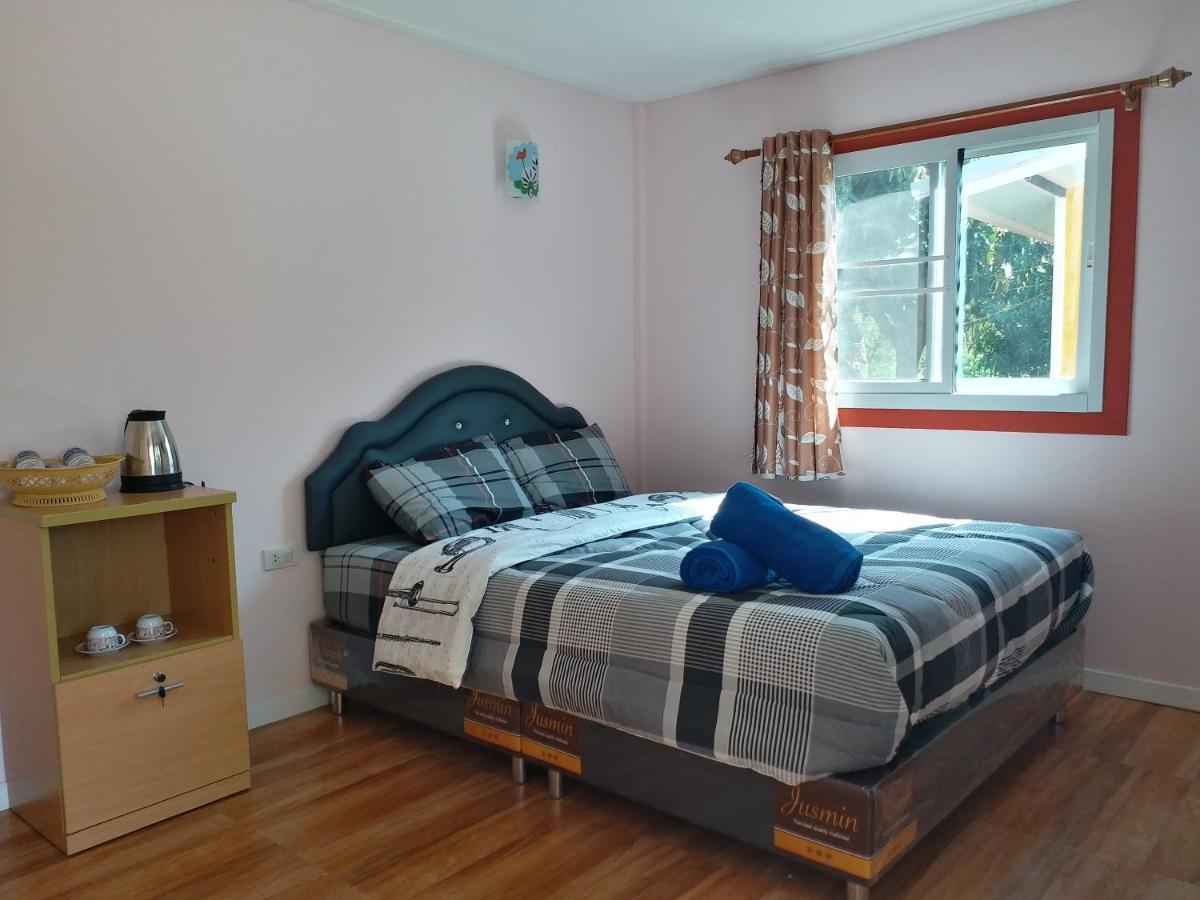 Baan Hin Sai Suay Otel Nong Sarai Dış mekan fotoğraf